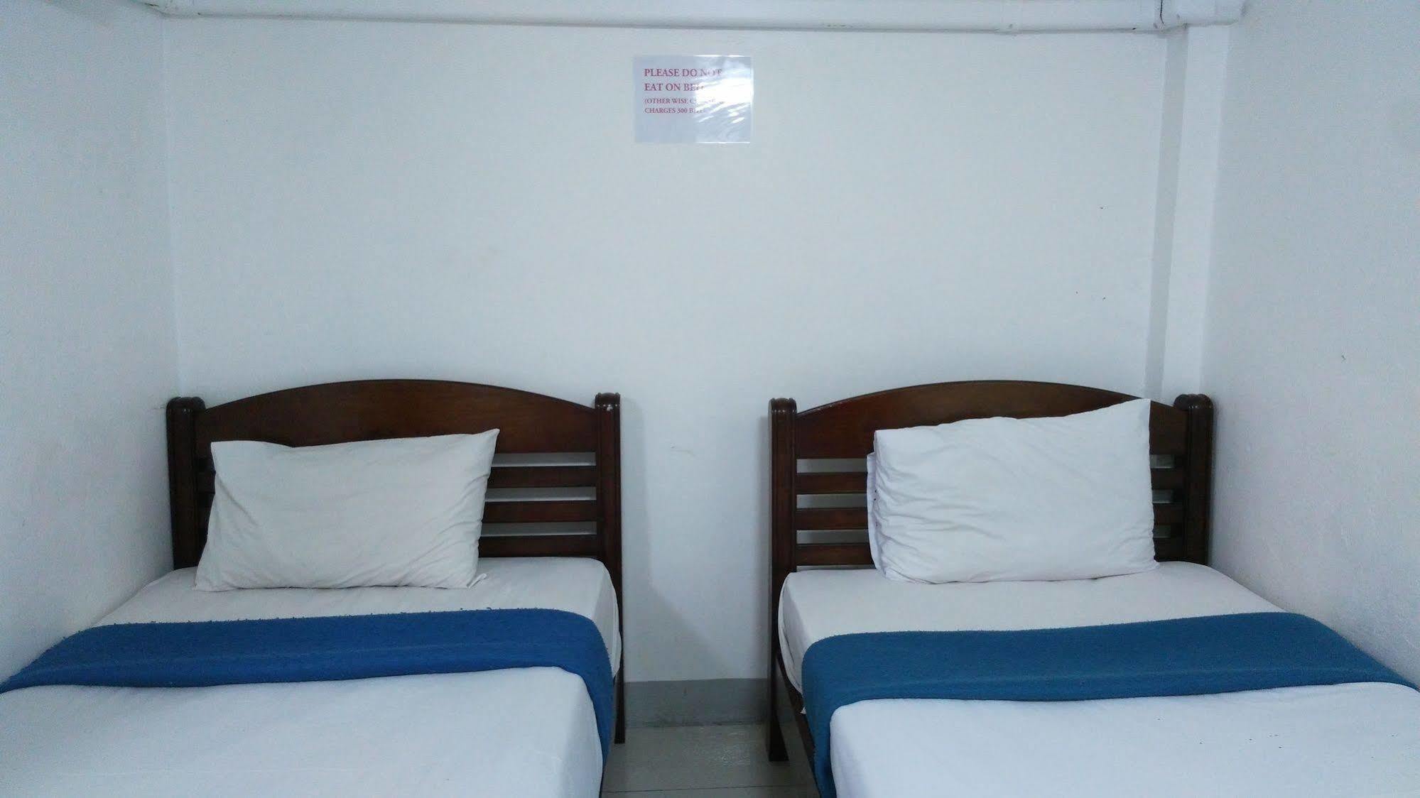 Alsana Hotel Bangkok Bagian luar foto